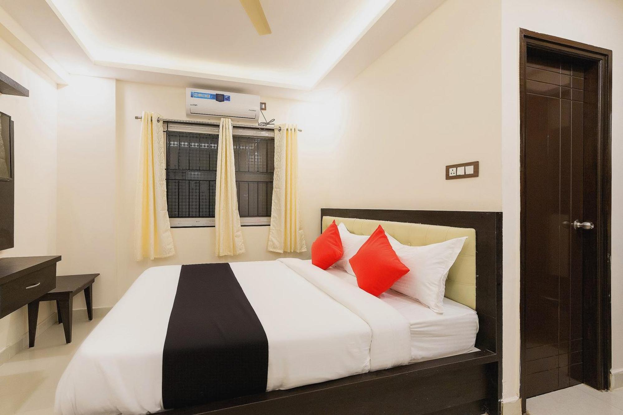 Super Capital O Choice Regal Suites Near Ragigudda Sri Prasanna Anjanayeswamy Temple Бангалор Экстерьер фото